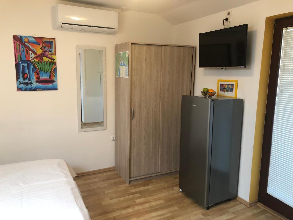 Studio Neven With Sea View Baska  Exterior photo